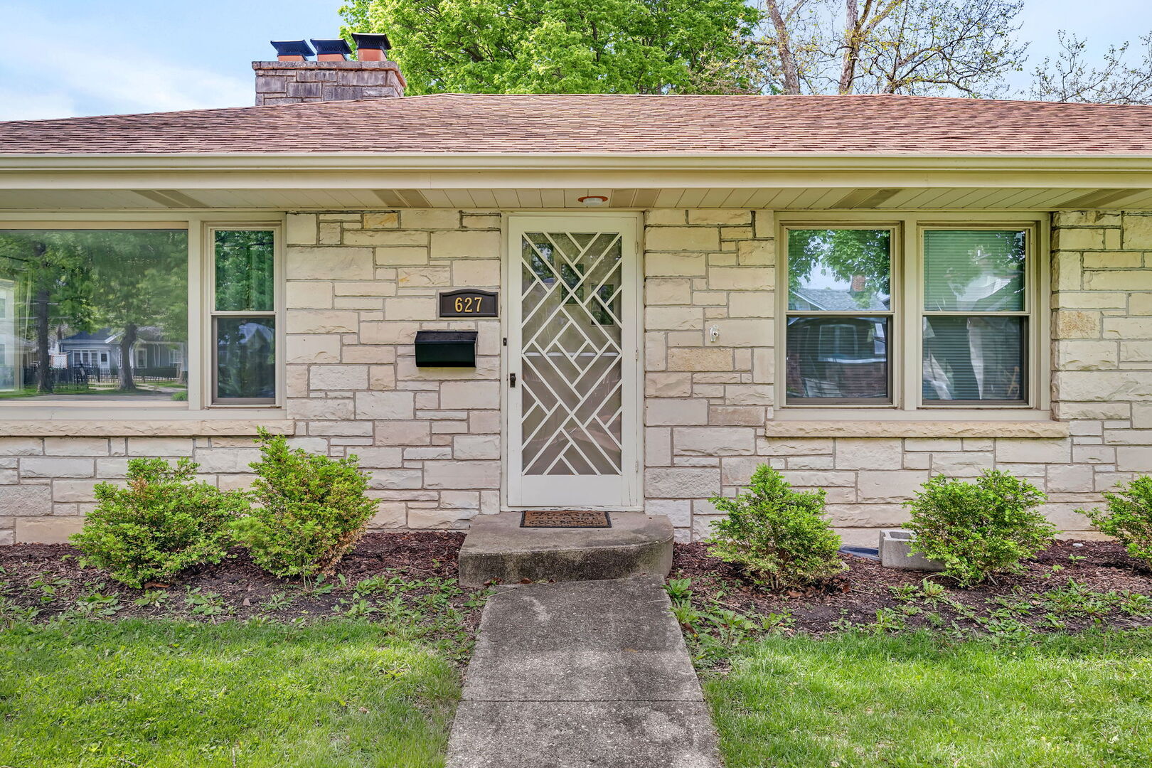 627 E Main Street