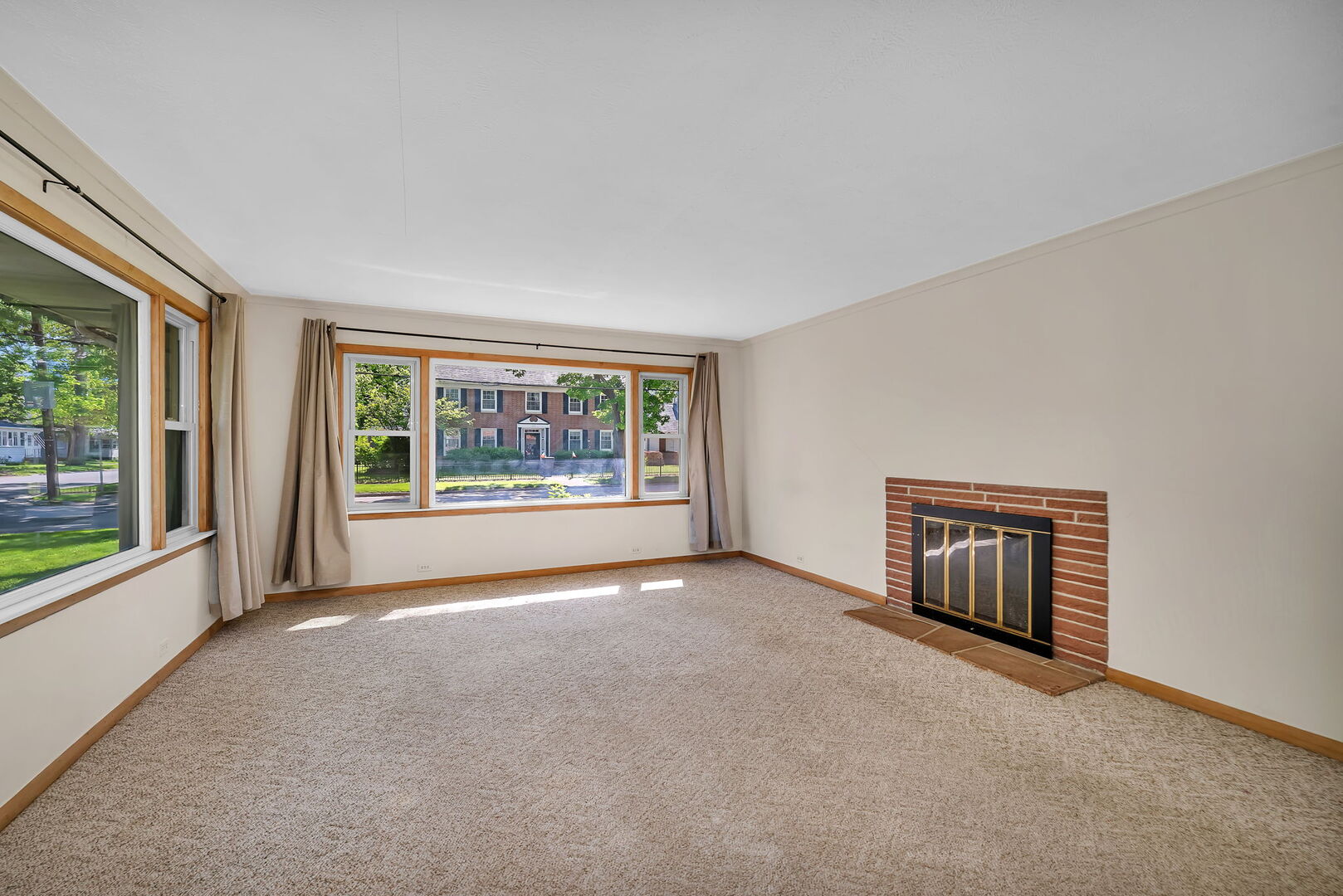 627 E Main Street