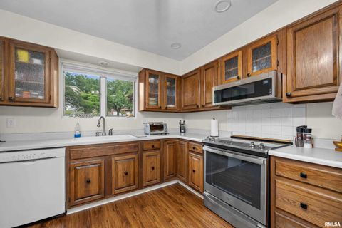 Tiny photo for 3717 35TH Street, Moline, IL 61265 (MLS # QC4269183)