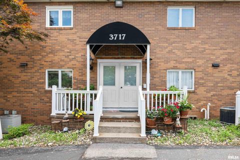 Photo of 3717 35TH Street, Moline, IL 61265 (MLS # QC4269183)