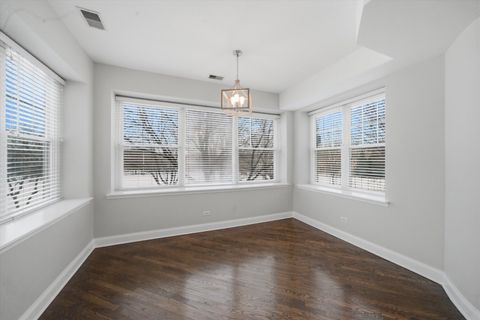 Tiny photo for 5884 N Ridge Avenue #2, Chicago, IL 60660 (MLS # 12597784)