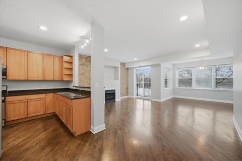 Tiny photo for 5884 N Ridge Avenue #2, Chicago, IL 60660 (MLS # 12597784)