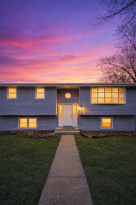 Photo of 3707 Pandola Avenue, Joliet, IL 60431 (MLS # 12566396)