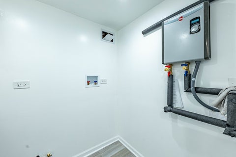 Tiny photo for 7601 S Rhodes Avenue, Chicago, IL 60619 (MLS # 12710610)