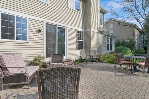 Tiny photo for 1140 Oakmeadow Court, Gurnee, IL 60031 (MLS # 12745250)