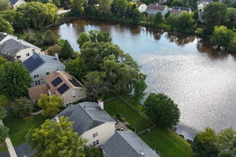 Tiny photo for 1140 Oakmeadow Court, Gurnee, IL 60031 (MLS # 12745250)