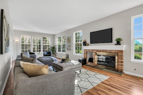 Tiny photo for 1140 Oakmeadow Court, Gurnee, IL 60031 (MLS # 12745250)