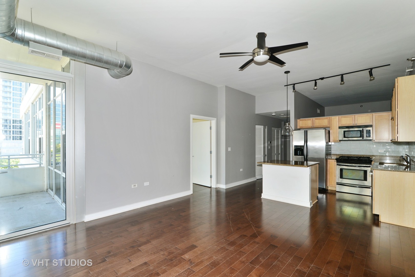 901 W Madison Street 416