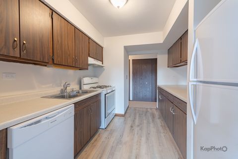 Tiny photo for 1840 W Highland Avenue #E-105, Elgin, IL 60123 (MLS # 12575340)