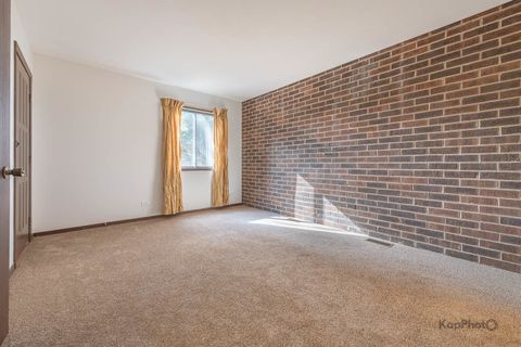 Tiny photo for 1840 W Highland Avenue #E-105, Elgin, IL 60123 (MLS # 12575340)