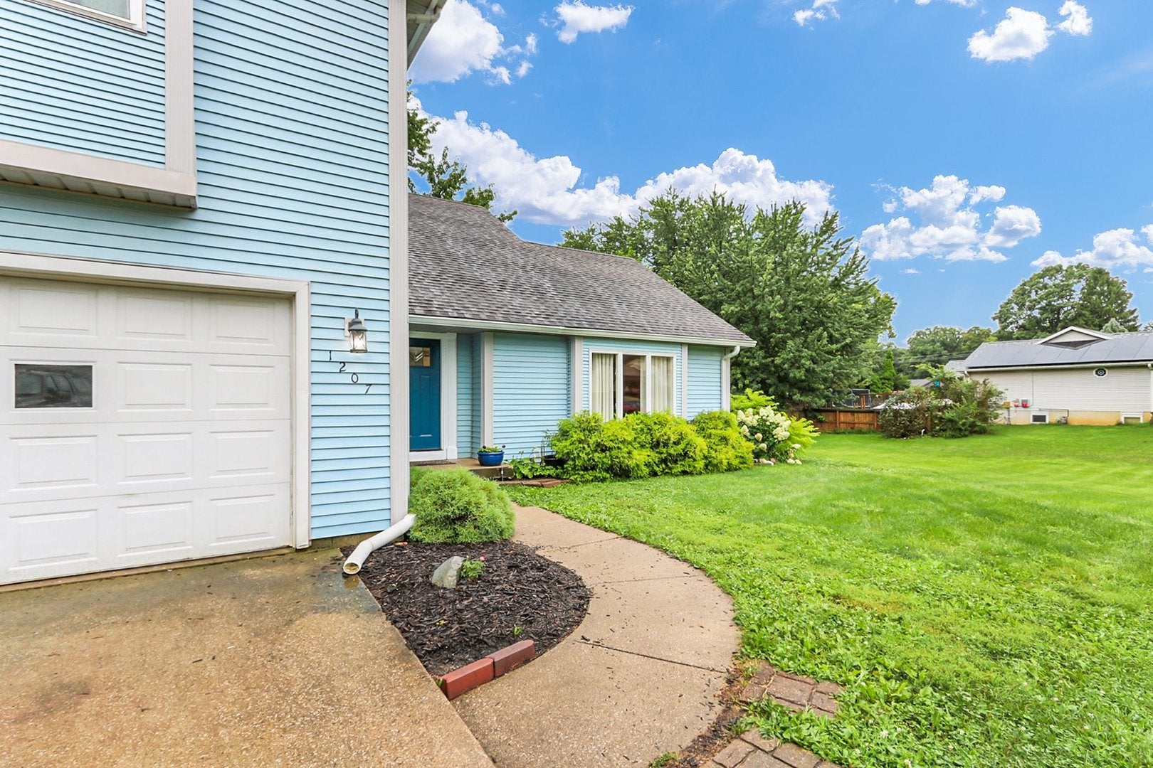 1207 Southwood Drive