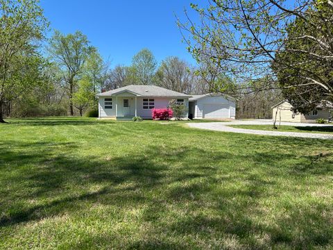 Tiny photo for 3614 S Illinois Avenue, Carbondale, IL 62903 (MLS # 12598545)