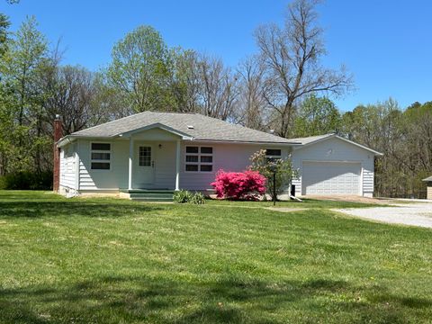 Photo of 3614 S Illinois Avenue, Carbondale, IL 62903 (MLS # 12598545)