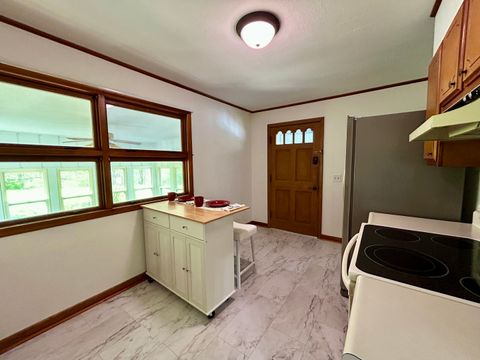 Tiny photo for 3614 S Illinois Avenue, Carbondale, IL 62903 (MLS # 12598545)