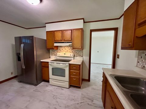 Tiny photo for 3614 S Illinois Avenue, Carbondale, IL 62903 (MLS # 12598545)