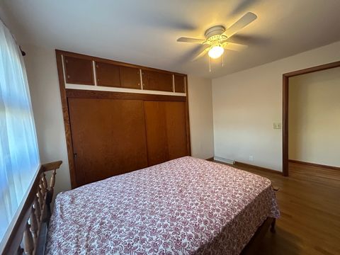 Tiny photo for 3614 S Illinois Avenue, Carbondale, IL 62903 (MLS # 12598545)