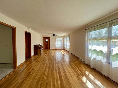 Tiny photo for 3614 S Illinois Avenue, Carbondale, IL 62903 (MLS # 12598545)