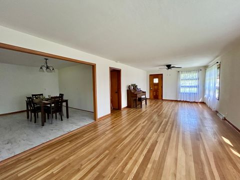 Tiny photo for 3614 S Illinois Avenue, Carbondale, IL 62903 (MLS # 12598545)