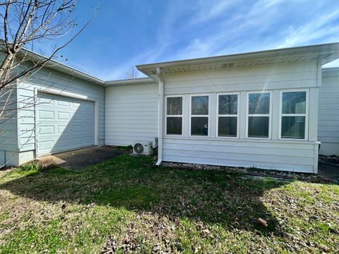 Tiny photo for 3614 S Illinois Avenue, Carbondale, IL 62903 (MLS # 12598545)