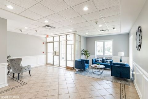 Tiny photo for 6807 N MILWAUKEE Avenue #510, Niles, IL 60714 (MLS # 12590807)