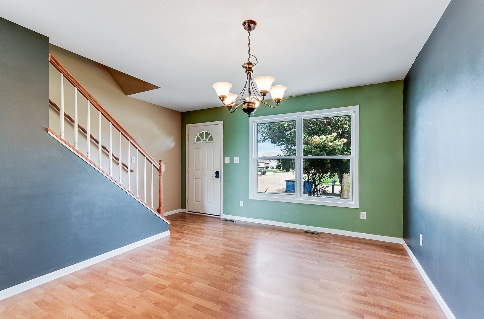 1113 Sunridge Drive 1