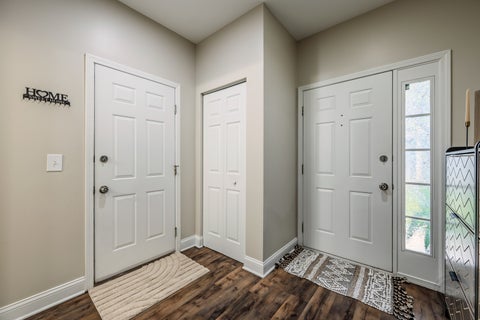 Tiny photo for 201 Huntington Court, Oswego, IL 60543 (MLS # 12674935)