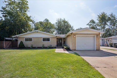 Photo of 453 Elder Lane, Glenview, IL 60025 (MLS # 12758204)