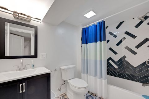 Tiny photo for 3123 W Chase Avenue, Chicago, IL 60645 (MLS # 12462929)