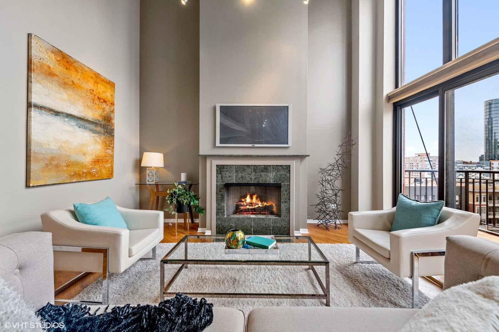 616 W Fulton Street 709