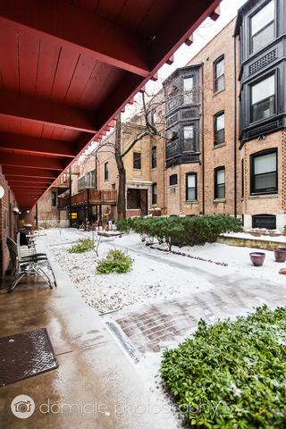 805 W Oakdale Avenue 2B