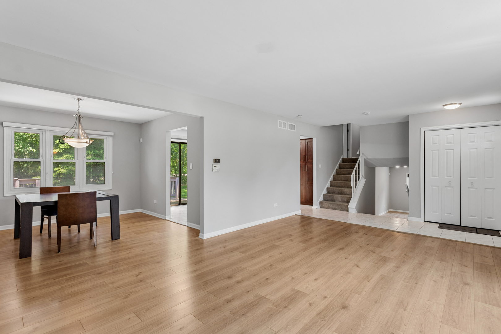2214 Hamilton Lane