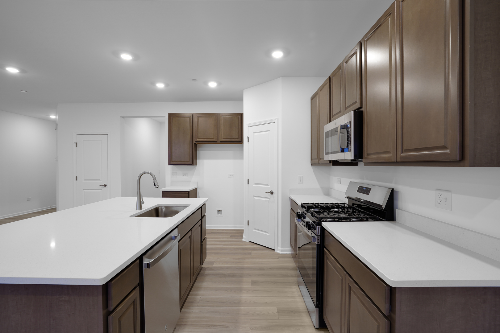 12206 Dodwell Street