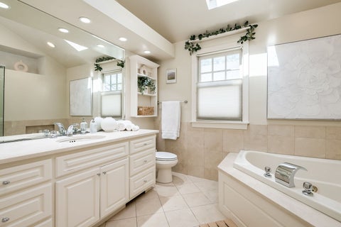 Tiny photo for 324 N Highview Avenue, Elmhurst, IL 60126 (MLS # 12742232)