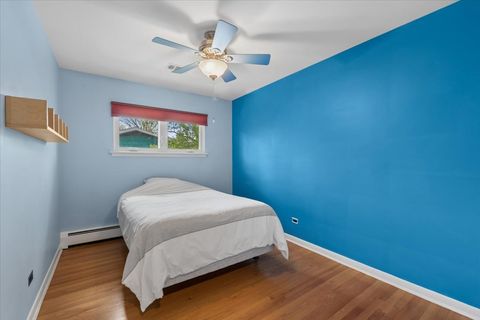 Tiny photo for 611 50th Place, Western Springs, IL 60558 (MLS # 12623383)