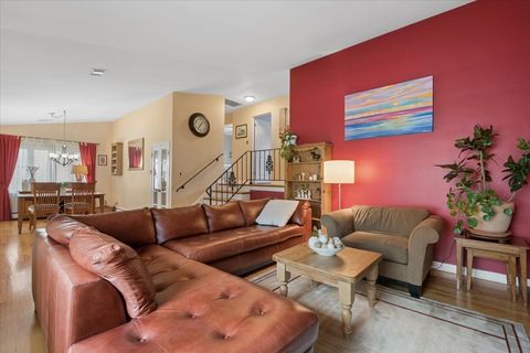 Tiny photo for 611 50th Place, Western Springs, IL 60558 (MLS # 12623383)