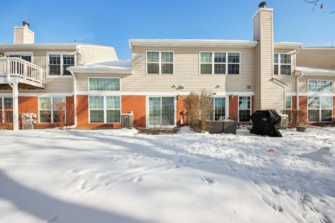 Tiny photo for 858 Old Checker Road, Buffalo Grove, IL 60089 (MLS # 12551394)