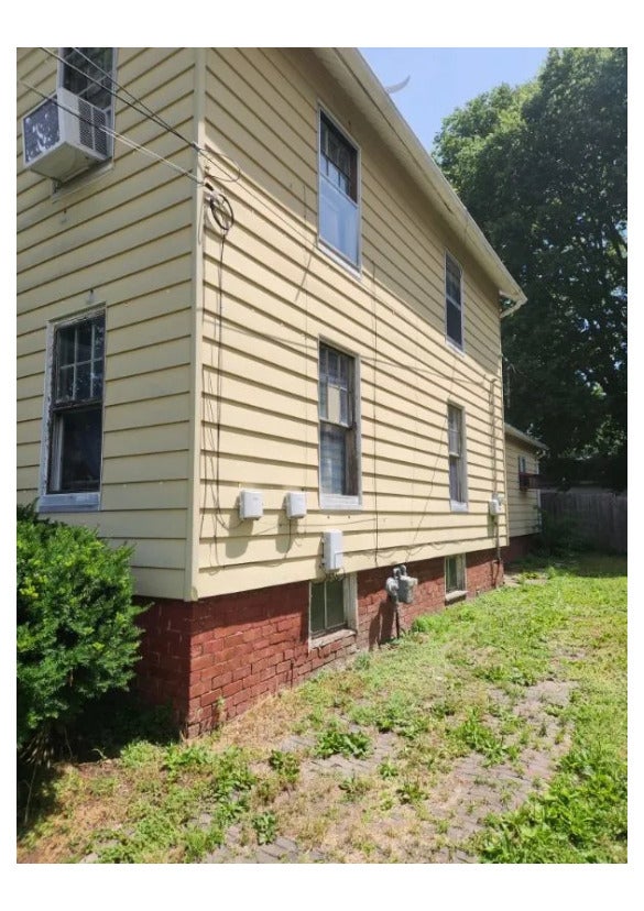 853 N Cedar Street