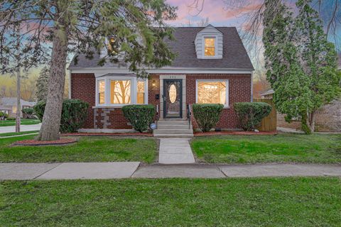 Photo of 302 W 145th Street, Riverdale, IL 60827 (MLS # 12619095)