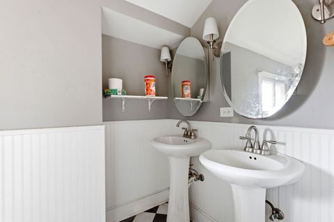 Tiny photo for 212 S 4th Street, Aurora, IL 60505 (MLS # 12627348)