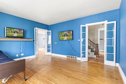 Tiny photo for 212 S 4th Street, Aurora, IL 60505 (MLS # 12627348)