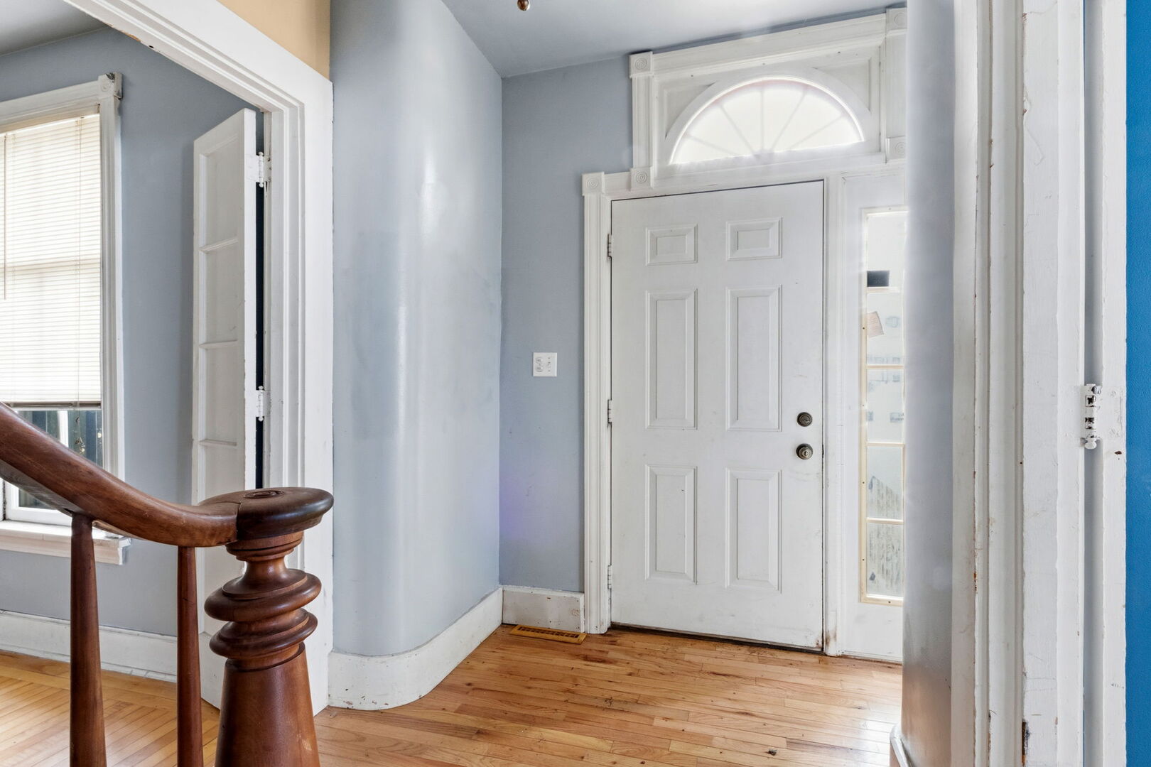 212 S 4th Street