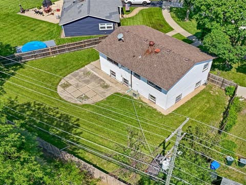 Tiny photo for 400 Lillian Lane, Des Plaines, IL 60016 (MLS # 12697591)