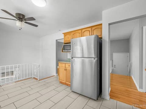 Tiny photo for 400 Lillian Lane, Des Plaines, IL 60016 (MLS # 12697591)