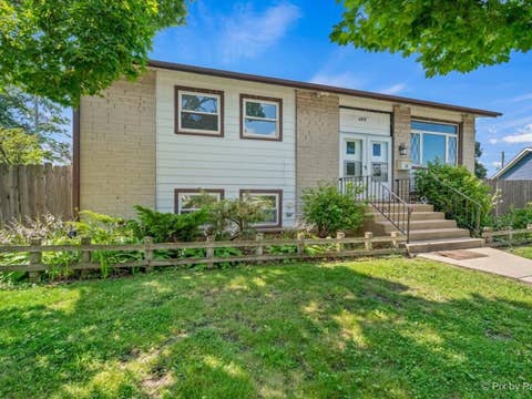 Tiny photo for 400 Lillian Lane, Des Plaines, IL 60016 (MLS # 12697591)