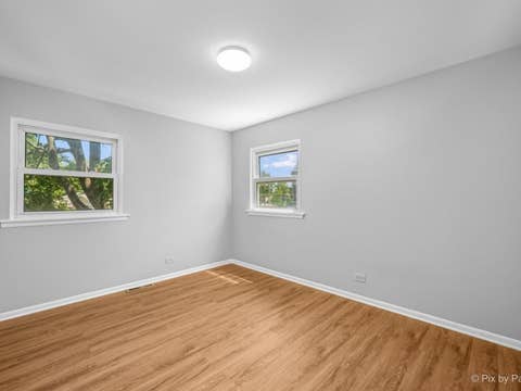 Tiny photo for 400 Lillian Lane, Des Plaines, IL 60016 (MLS # 12697591)