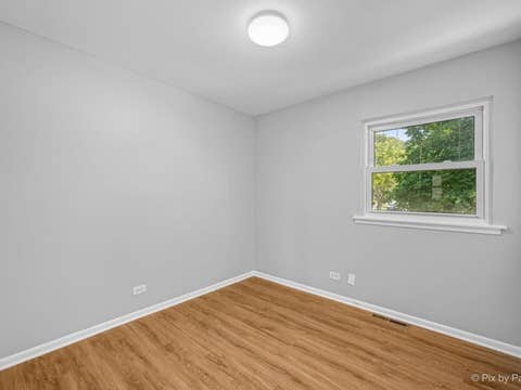 Tiny photo for 400 Lillian Lane, Des Plaines, IL 60016 (MLS # 12697591)