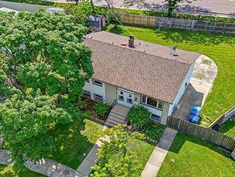 Tiny photo for 400 Lillian Lane, Des Plaines, IL 60016 (MLS # 12697591)