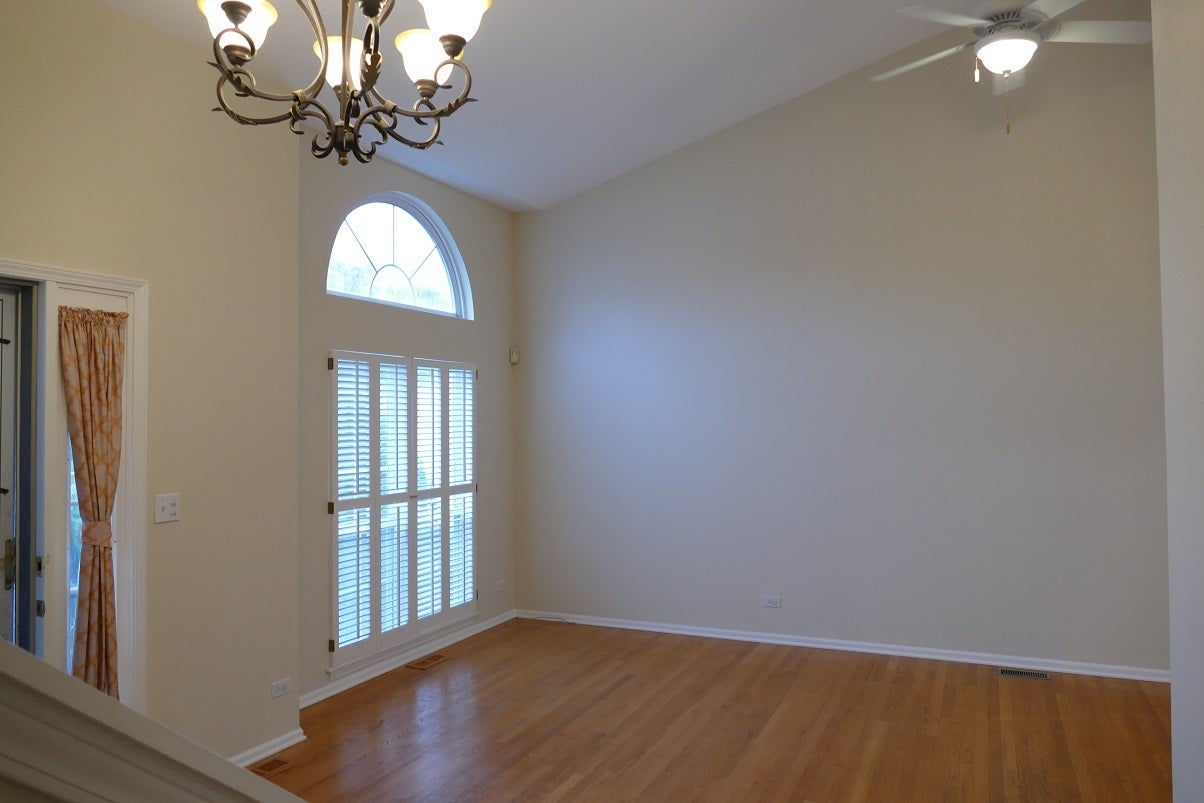 2052 SPICE Lane