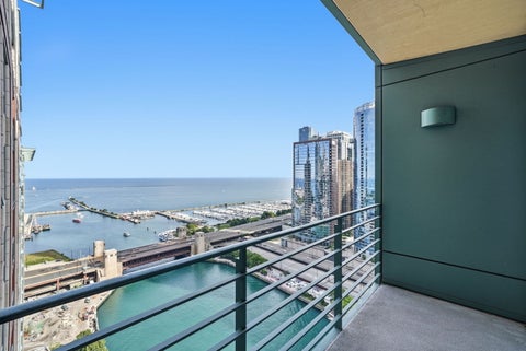 Tiny photo for 415 E North Water Street #2805, Chicago, IL 60611 (MLS # 12744448)