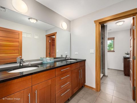 Tiny photo for 1040 S Edgewood Avenue, La Grange, IL 60525 (MLS # 12645021)